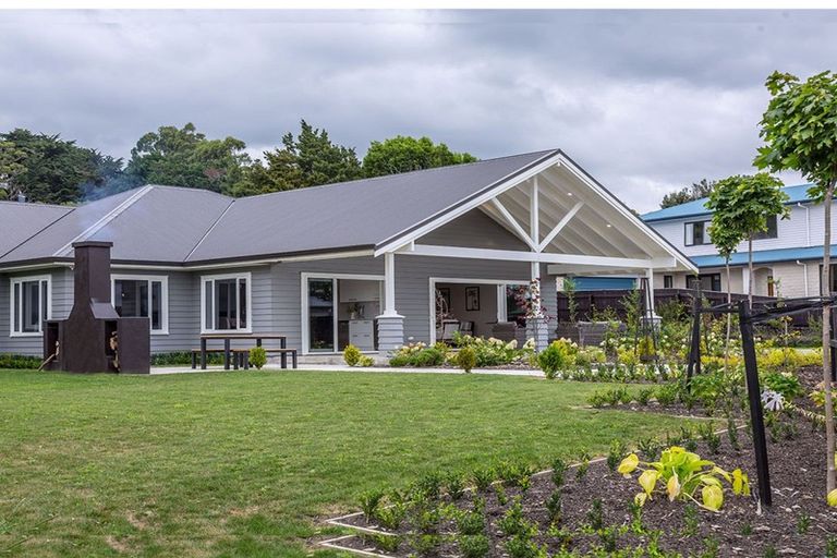 Photo of property in 17 Kauri Place, Pahiatua, 4910