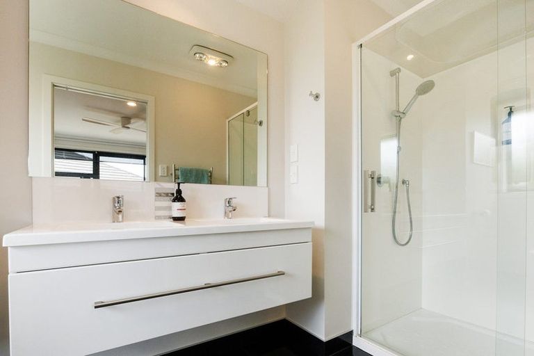 Photo of property in 55 Rodeo Drive, Kelvin Grove, Palmerston North, 4414