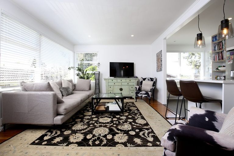 Photo of property in 54 Helena Street, Massey, Auckland, 0614