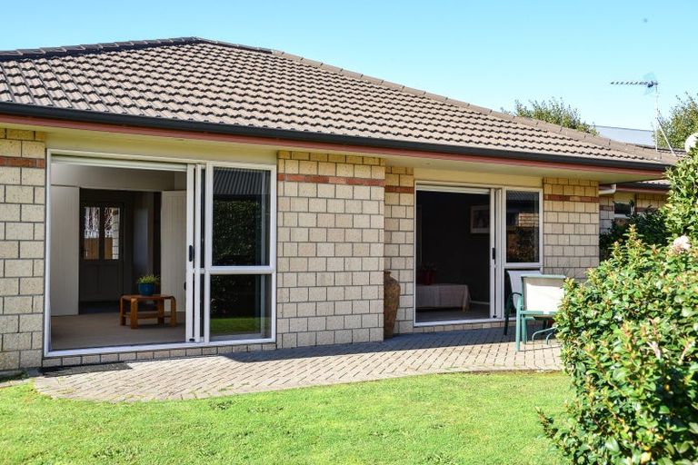 Photo of property in 12 Everton Place, Grandview Heights, Hamilton, 3200