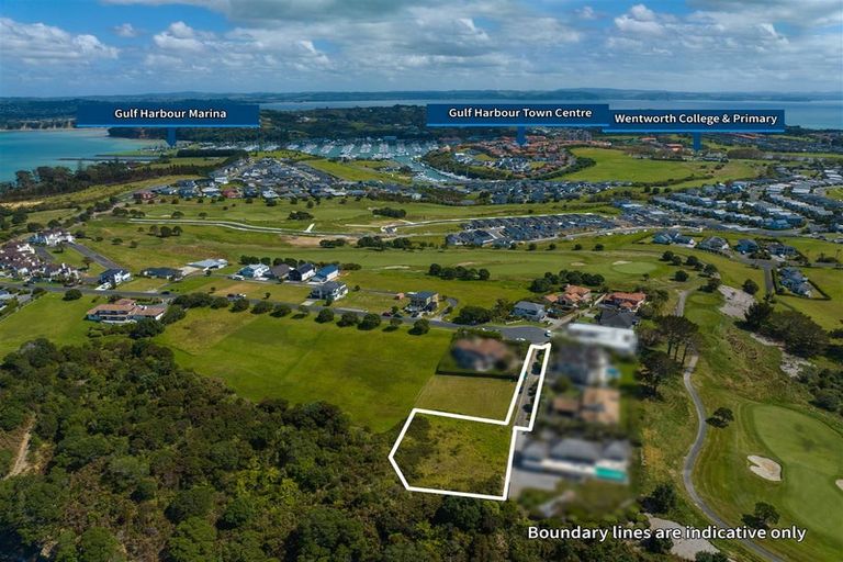 Photo of property in 352 Pinecrest Drive, Gulf Harbour, Whangaparaoa, 0930