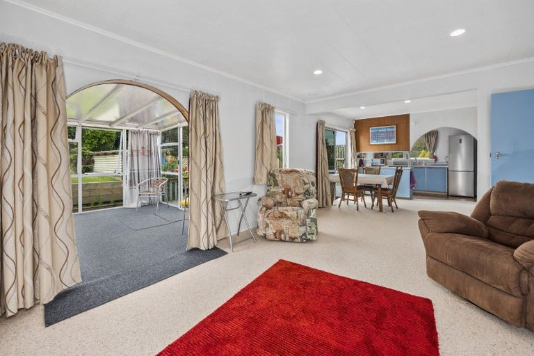 Photo of property in 111 Pandora Avenue, Sunnybrook, Rotorua, 3015
