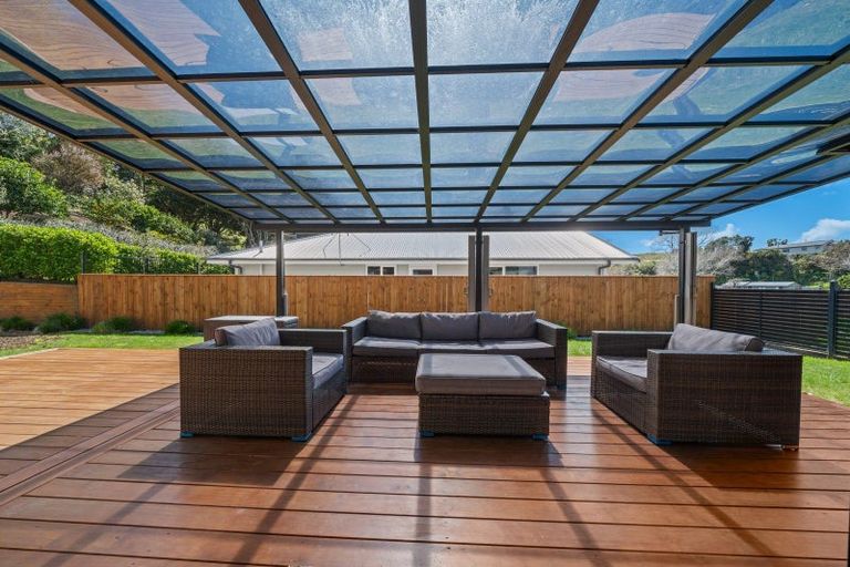 Photo of property in 21c Garrett Drive, Whalers Gate, New Plymouth, 4310