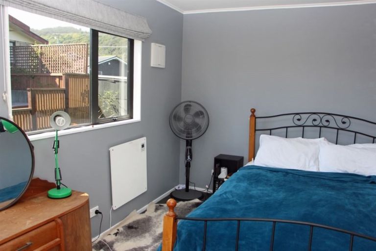 Photo of property in 3 Holland Street, Rapahoe, Greymouth, 7803