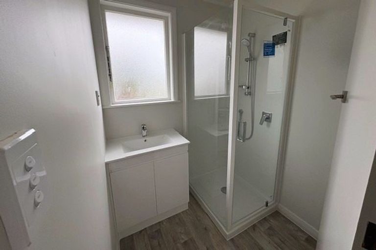 Photo of property in 75 Limbrick Street, Terrace End, Palmerston North, 4410