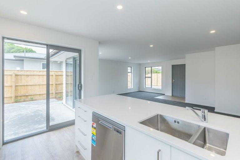 Photo of property in 39a Kings Drive, Levin, 5510