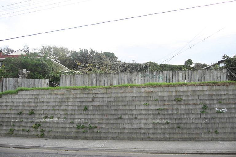 Photo of property in 93 Renown Road, Raumati South, Paraparaumu, 5032