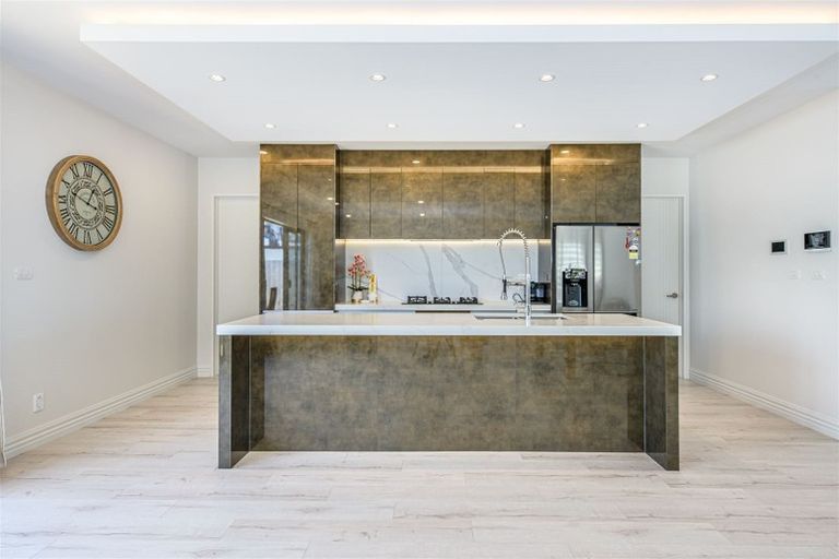 Photo of property in 13 Bight Road, Long Bay, Auckland, 0630