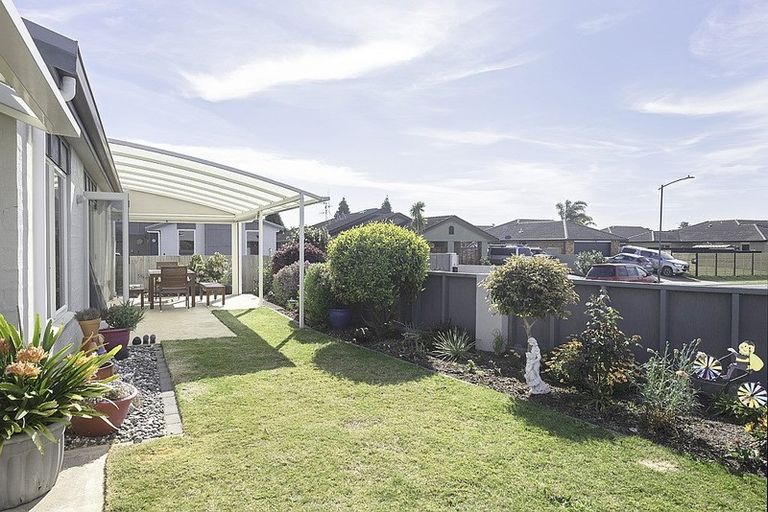 Photo of property in 1/18 The Glade, Papamoa Beach, Papamoa, 3118