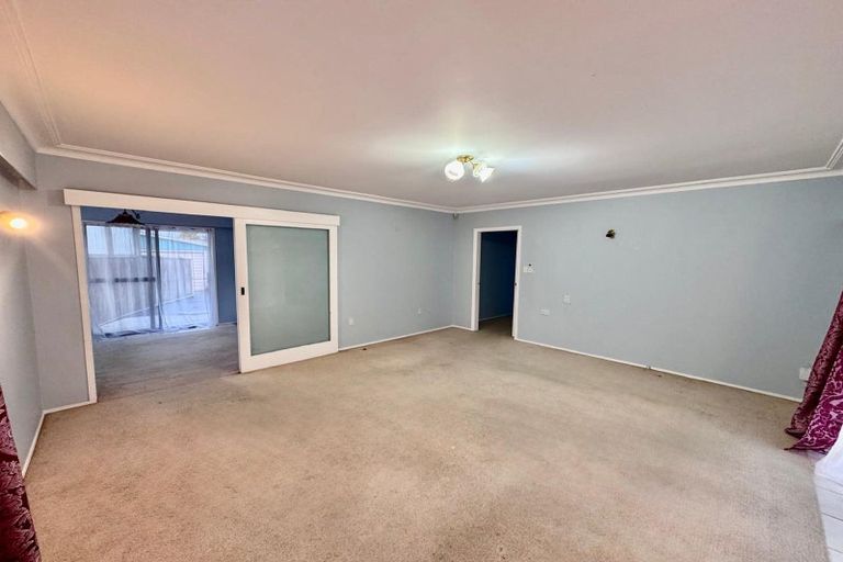 Photo of property in 18 Harford Place, Pakuranga Heights, Auckland, 2010