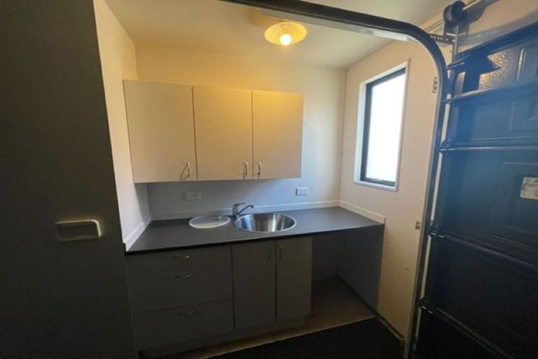 Photo of property in 2/27 Kellaway Drive, East Tamaki, Auckland, 2013