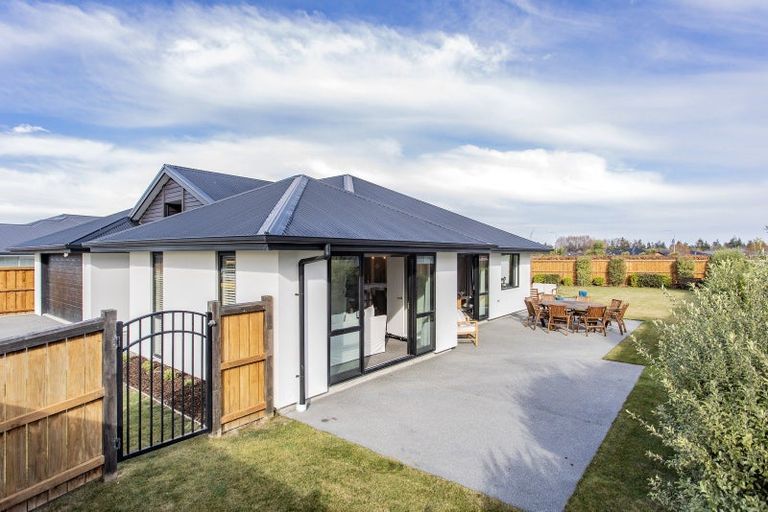 Photo of property in 64 Watkins Drive, Rangiora, 7400
