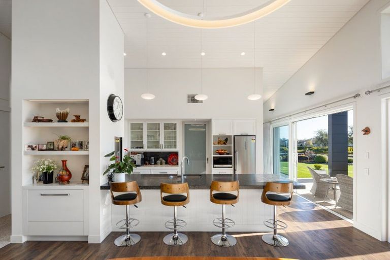 Photo of property in 1 Baxter Michael Crescent, Cambridge, 3434