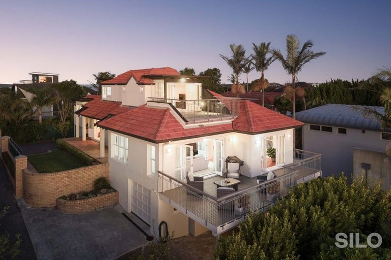 Photo of property in 1/248 Hurstmere Road, Takapuna, Auckland, 0622