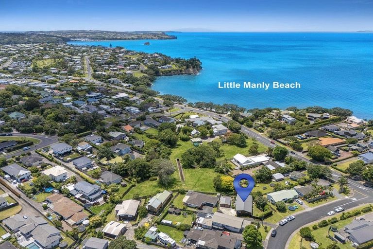 Photo of property in 3 Sundown Avenue, Manly, Whangaparaoa, 0930