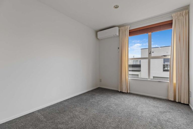 Photo of property in 10 Zabeel Crescent, Takanini, 2112