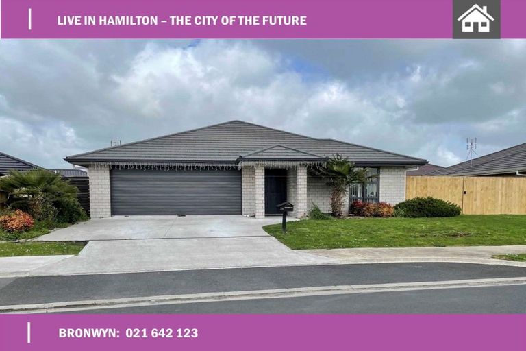 Photo of property in 24 Ladeira Place, Fitzroy, Hamilton, 3206