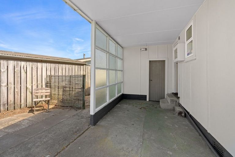 Photo of property in 7 Kent Avenue, Waitarere Beach, Levin, 5510