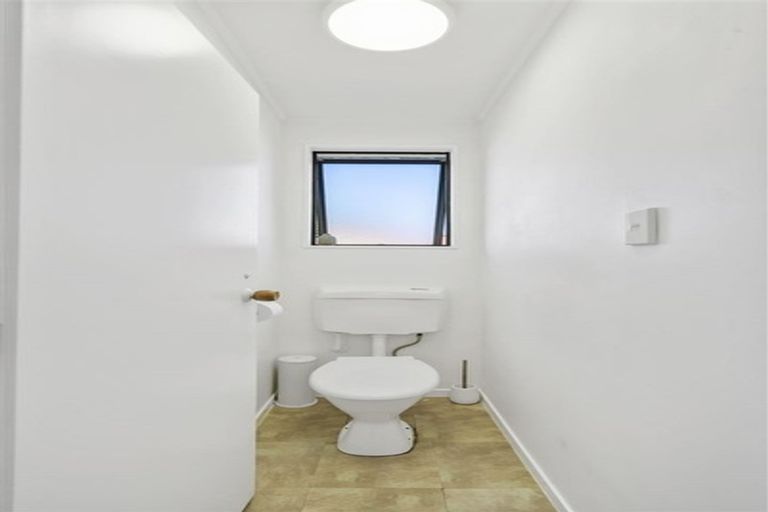 Photo of property in 31 Penion Drive, Flat Bush, Auckland, 2023