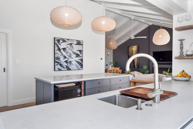 Photo of property in 153 Karewa Parade, Papamoa Beach, Papamoa, 3118