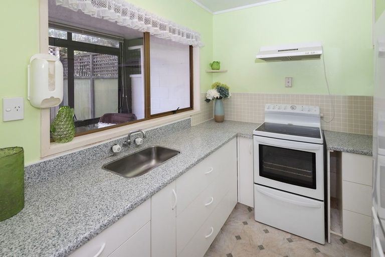 Photo of property in 3/83 Uxbridge Road, Cockle Bay, Auckland, 2014