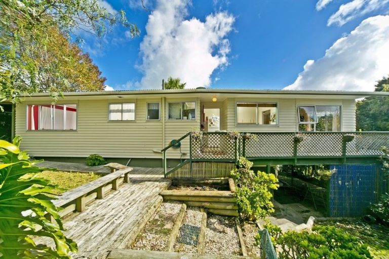 Photo of property in 37 Seon Place, Birkdale, Auckland, 0626