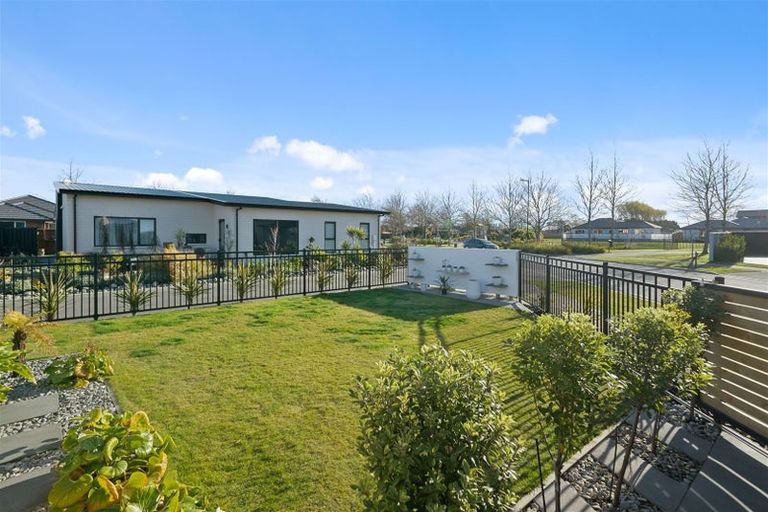 Photo of property in 10 Whitburn Avenue, Halswell, Christchurch, 8025