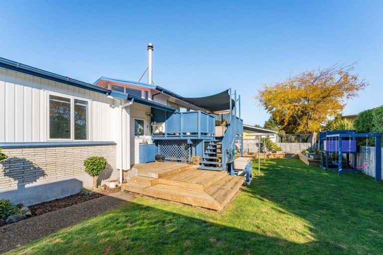 Photo of property in 4 Arrowsmith Avenue, Waipahihi, Taupo, 3330