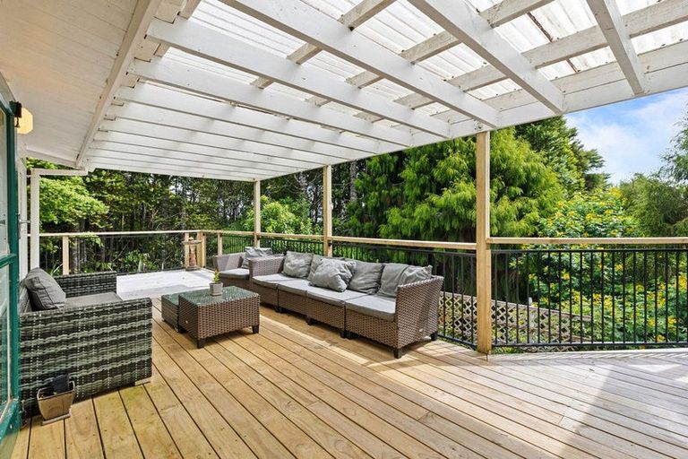 Photo of property in 130 Opanuku Road, Henderson Valley, Auckland, 0612