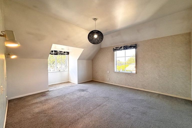 Photo of property in 1/363 Memorial Avenue, Burnside, Christchurch, 8053