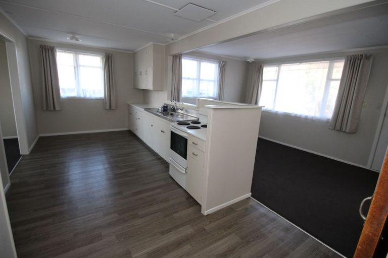 Photo of property in 219 Balmoral Drive, Tokoroa, 3420