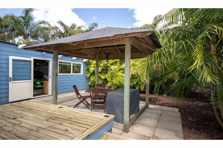 Photo of property in 17 Karaka Drive, Kerikeri, 0230