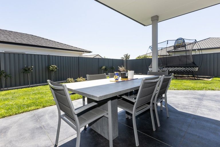 Photo of property in 38 Kapiti Drive, Poraiti, Napier, 4112
