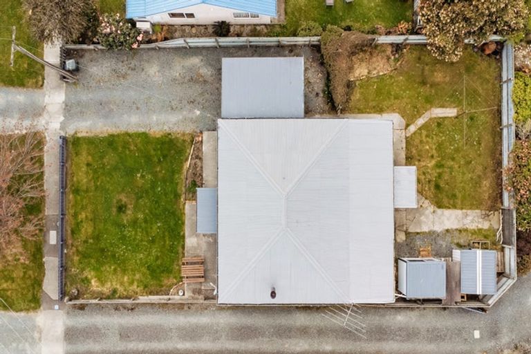 Photo of property in 79 Spenser Street, Milton, 9220