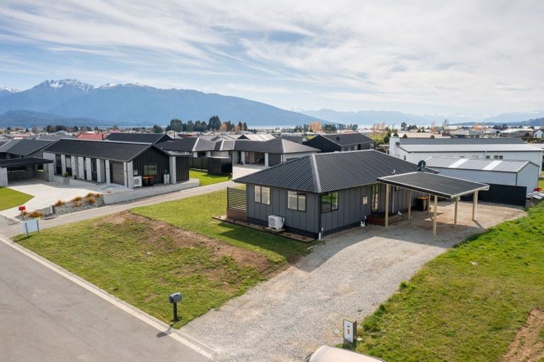 Photo of property in 9 Millar Place, Te Anau, 9679