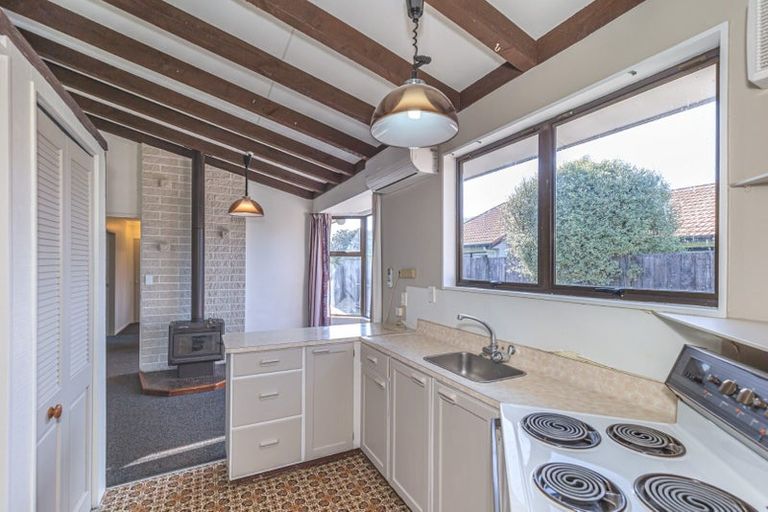 Photo of property in 19a Kanawa Street, Waikanae, 5036