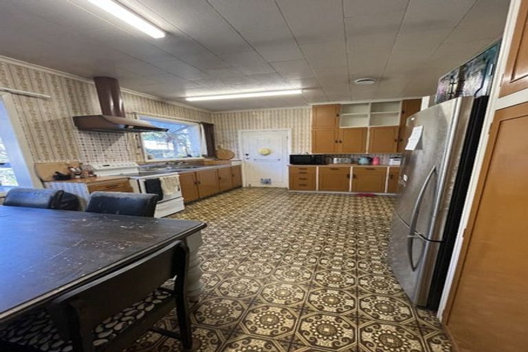 Photo of property in 107 Tipahi Street, Nelson South, Nelson, 7010