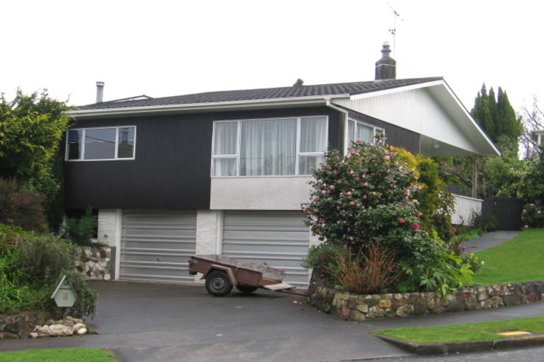 Photo of property in 3 Rata Place, Lansdowne, Masterton, 5810