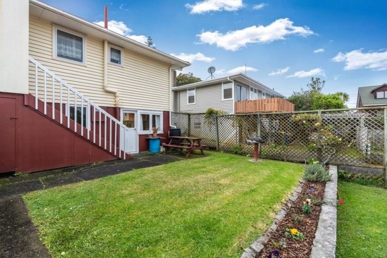 Photo of property in 1/49 Selwyn Crescent, Forrest Hill, Auckland, 0620