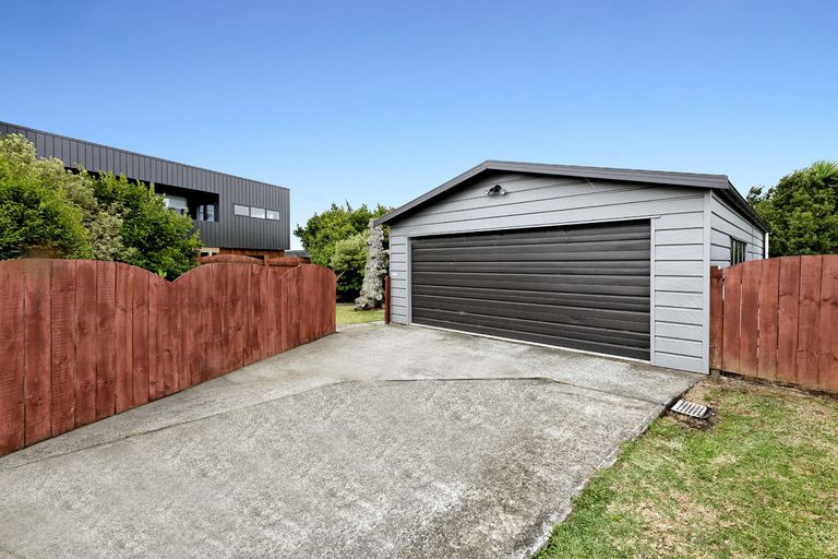 Photo of property in 237 Metcalfe Road, Ranui, Auckland, 0612