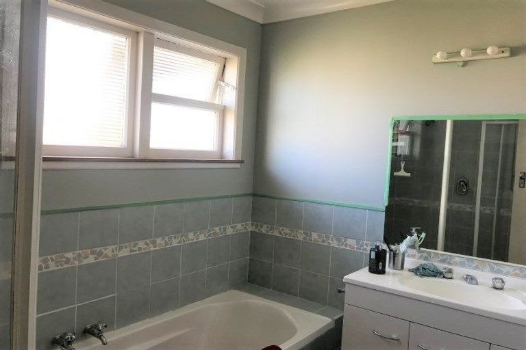 Photo of property in 150 Grace Road, Tauranga South, Tauranga, 3112