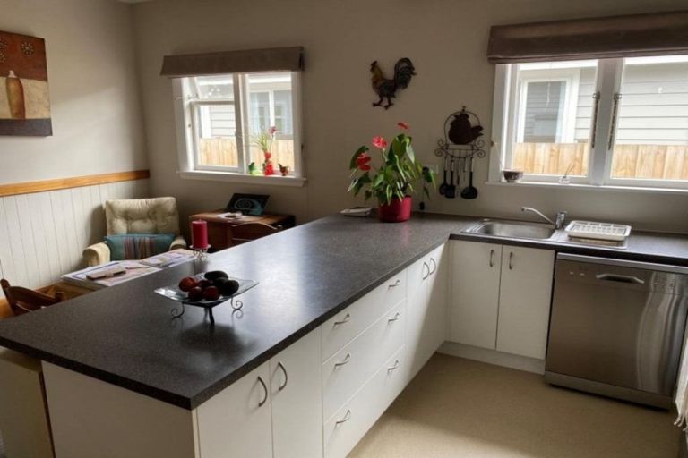 Photo of property in 17 Ottawa Road, Wainoni, Christchurch, 8061