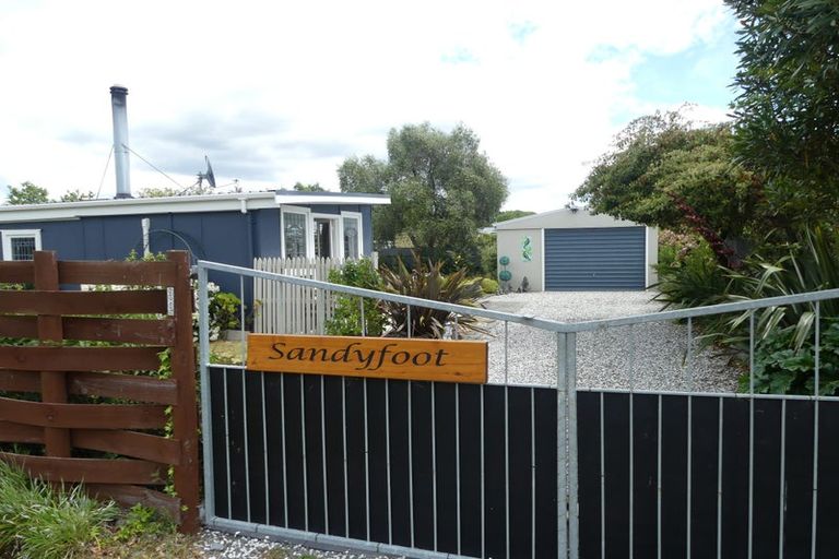 Photo of property in 32 Chamberlain Avenue, Amberley, 7481