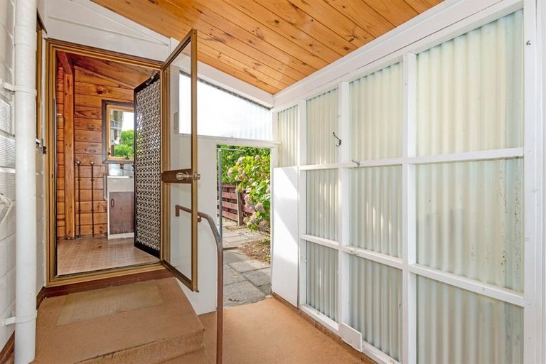 Photo of property in 65 Iranui Road, Inner Kaiti, Gisborne, 4010