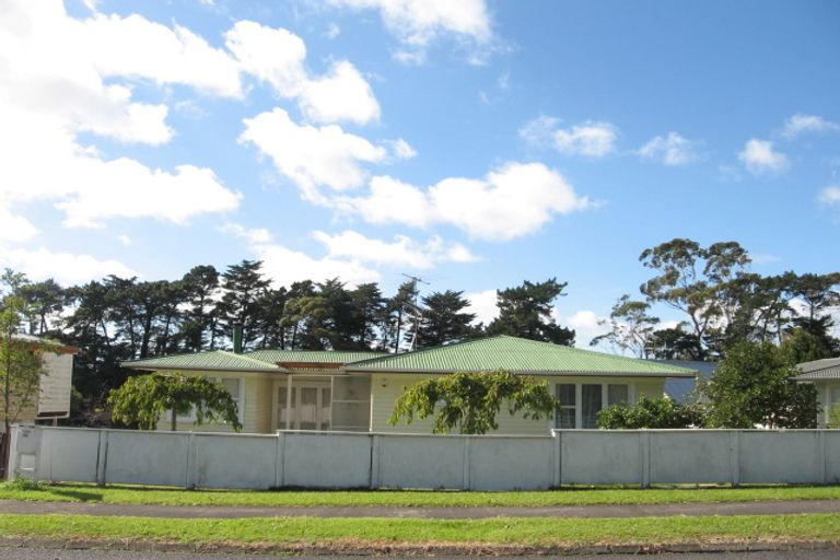 Photo of property in 80 Ennis Avenue, Pakuranga Heights, Auckland, 2010
