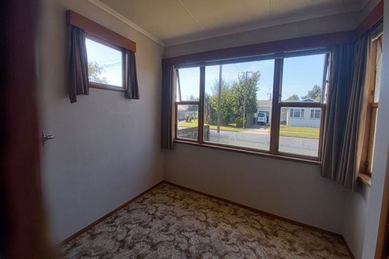 Photo of property in 53 Graham Street, Levin, 5510
