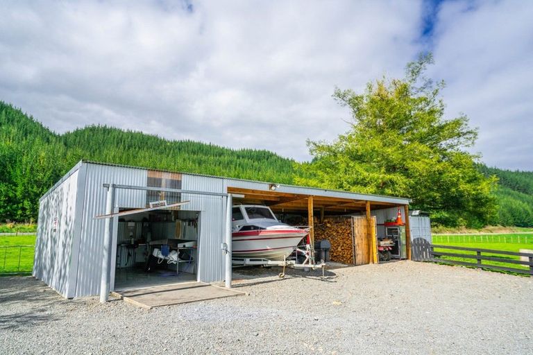 Photo of property in 1347 Tiniroto Road, Ruakituri, 4195