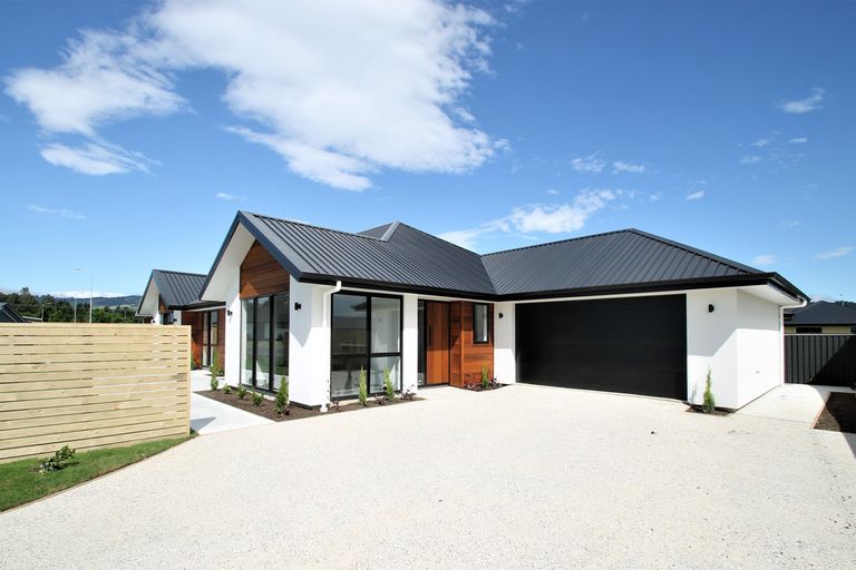 Photo of property in 44 Anderton Crescent, Mosgiel, 9024