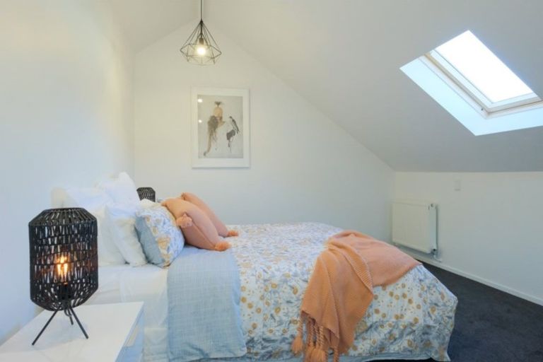 Photo of property in 10 Bedford Street, Saint Clair, Dunedin, 9012