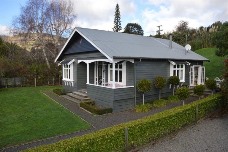 Photo of property in 54 Takamatua Valley Road, Takamatua, 7581